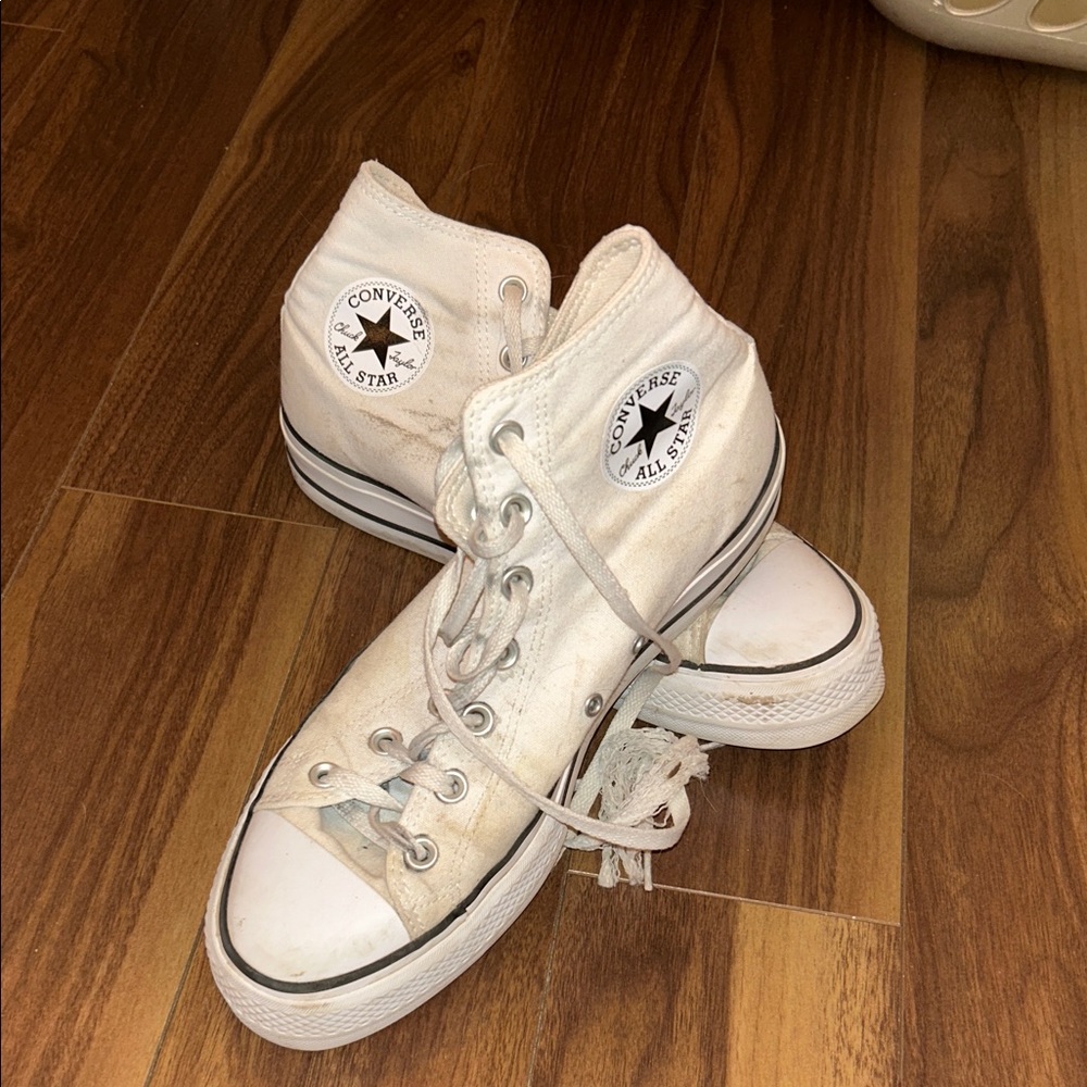 White Converse, Chuck Taylor, All-Star platform women’s shoes